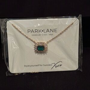 Park Lane Twinkle Emerald and Gold Necklace